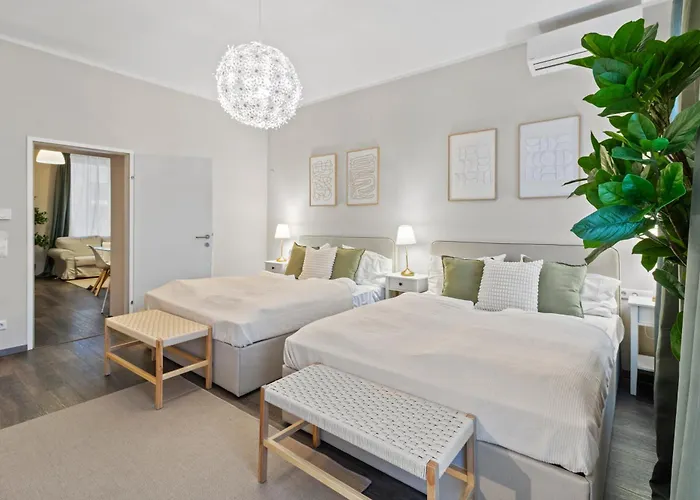 Modern And Spacious At Millennium - 6 Min To Metro アパート *