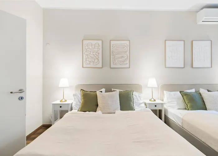 Modern And Spacious At Millennium - 6 Min To Metro アパート ウィーン