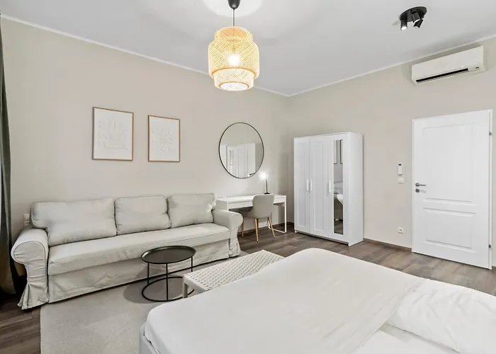 Modern And Spacious At Millennium - 6 Min To Metro *