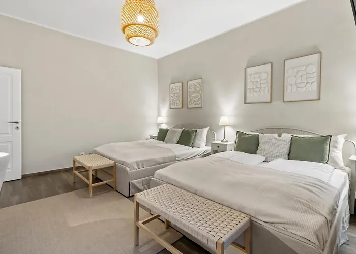 Modern And Spacious At Millennium - 6 Min To Metro ウィーン