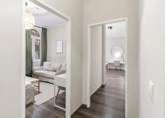 Modern And Spacious At Millennium - 6 Min To Metro アパート *