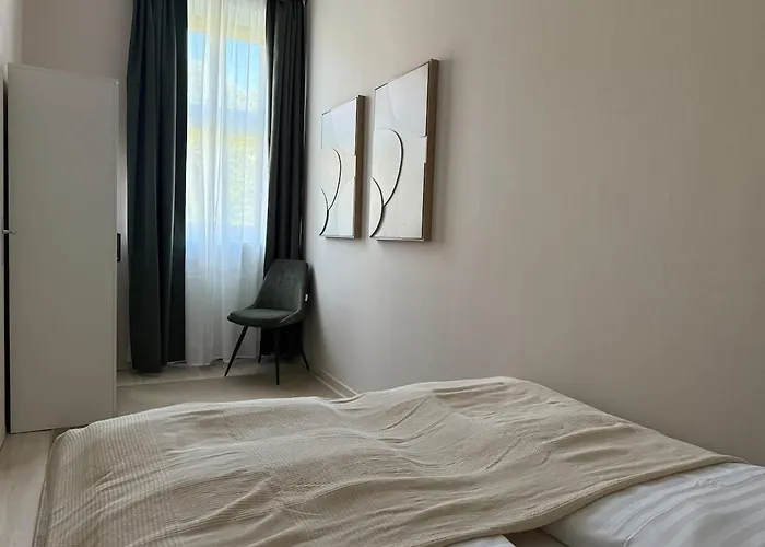 Modern And Spacious At Millennium - 6 Min To Metro アパート ウィーン
